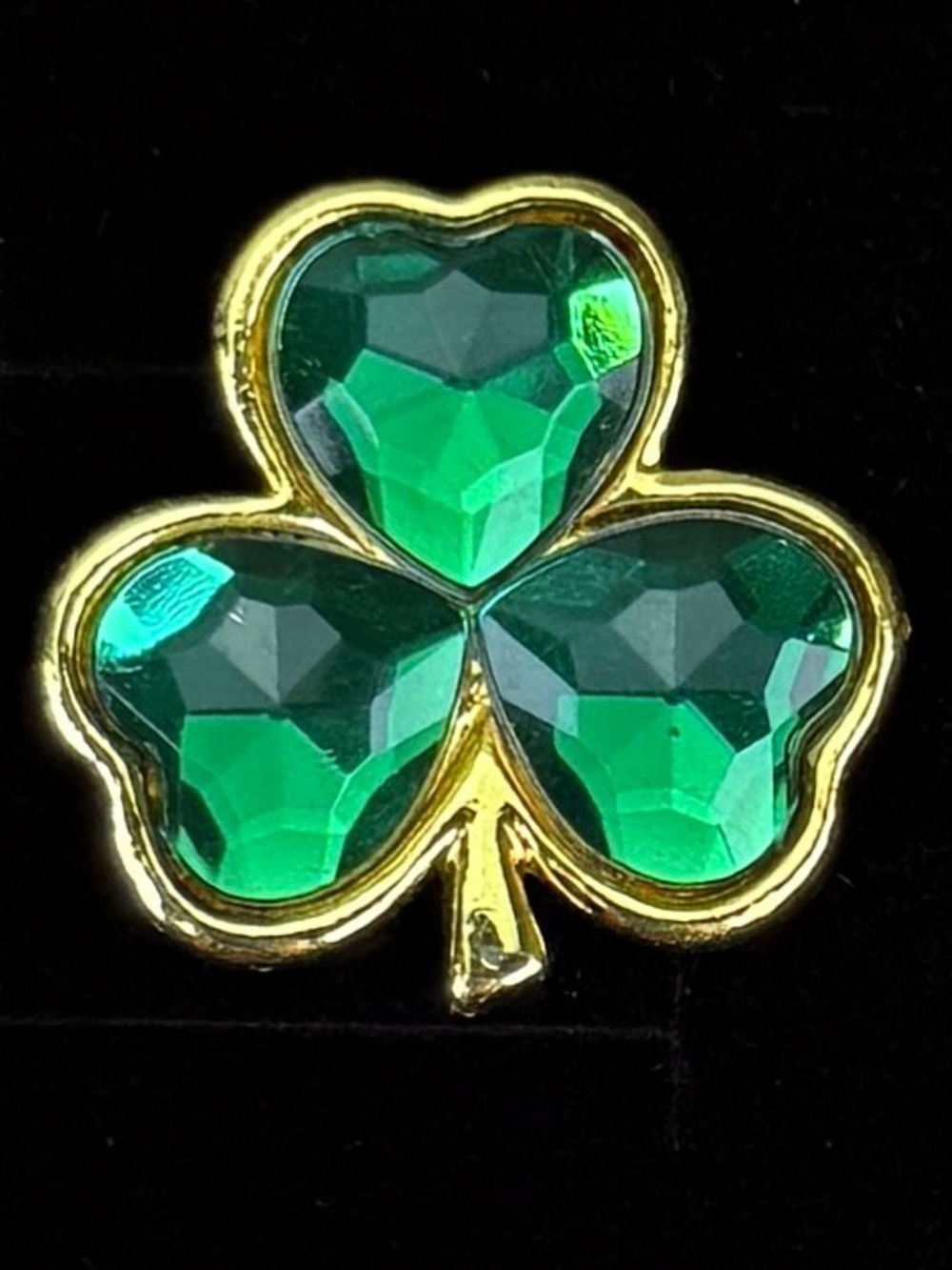 Goldtone Emerald Green Shamrock Bling Pin